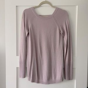 Lululemon sweater with open V cut on the back, sleeve detail, good condition